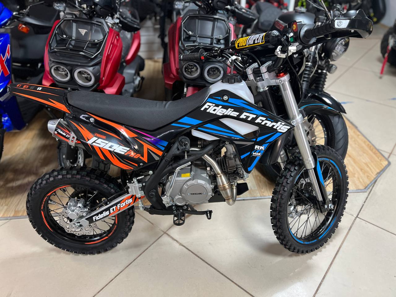 Мотоцикл (питбайк) PROMAX FIDET (ФАЙДЕТ) 190E PRO 17/14 в Иркутске