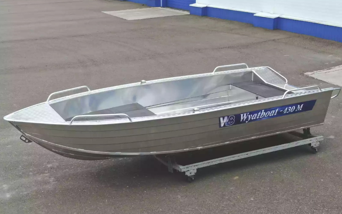 Алюминиевая лодка  Wyatboat-430М FISH в Иркутске