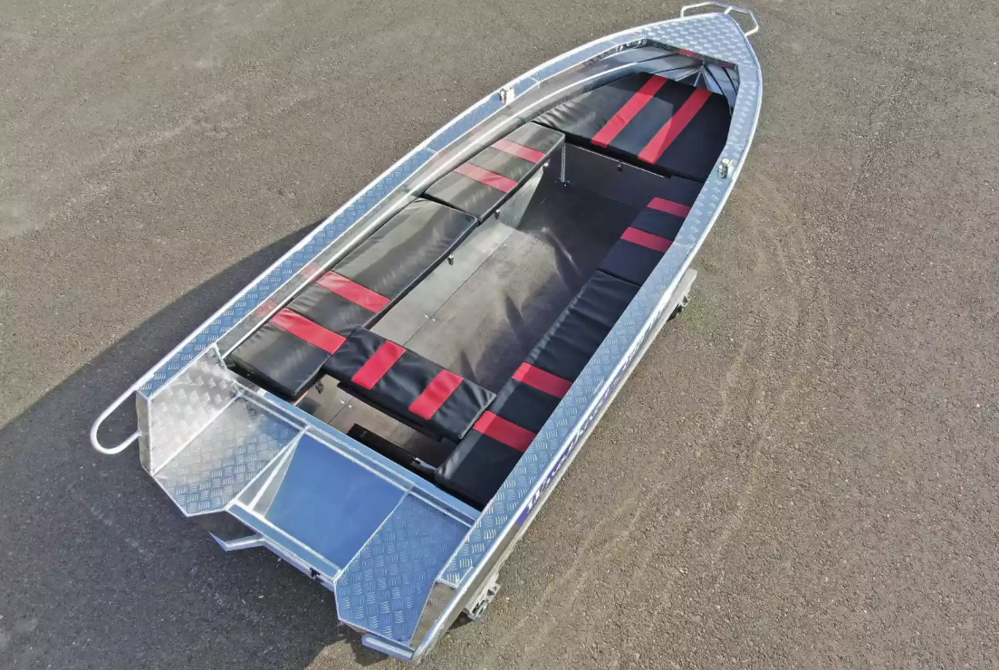 Алюминиевая лодка Wyatboat-390РМ увеличенный борт в Иркутске