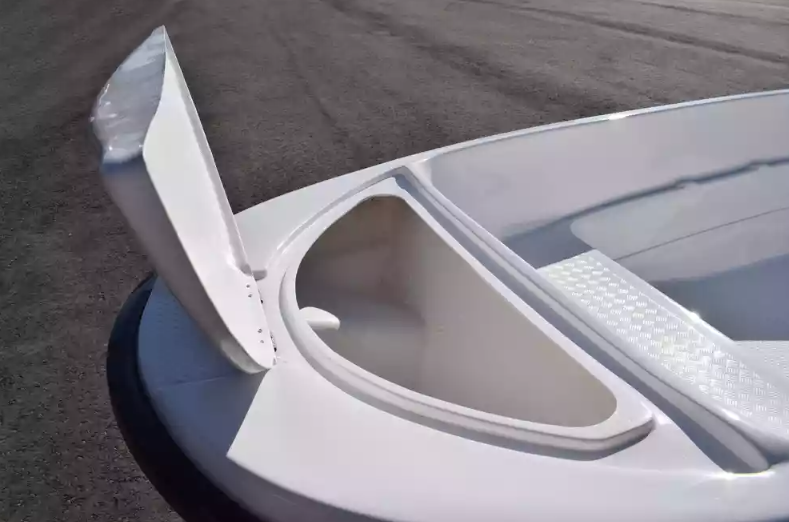 Стеклопластиковая лодка Пингвин (тримаран) в Иркутске