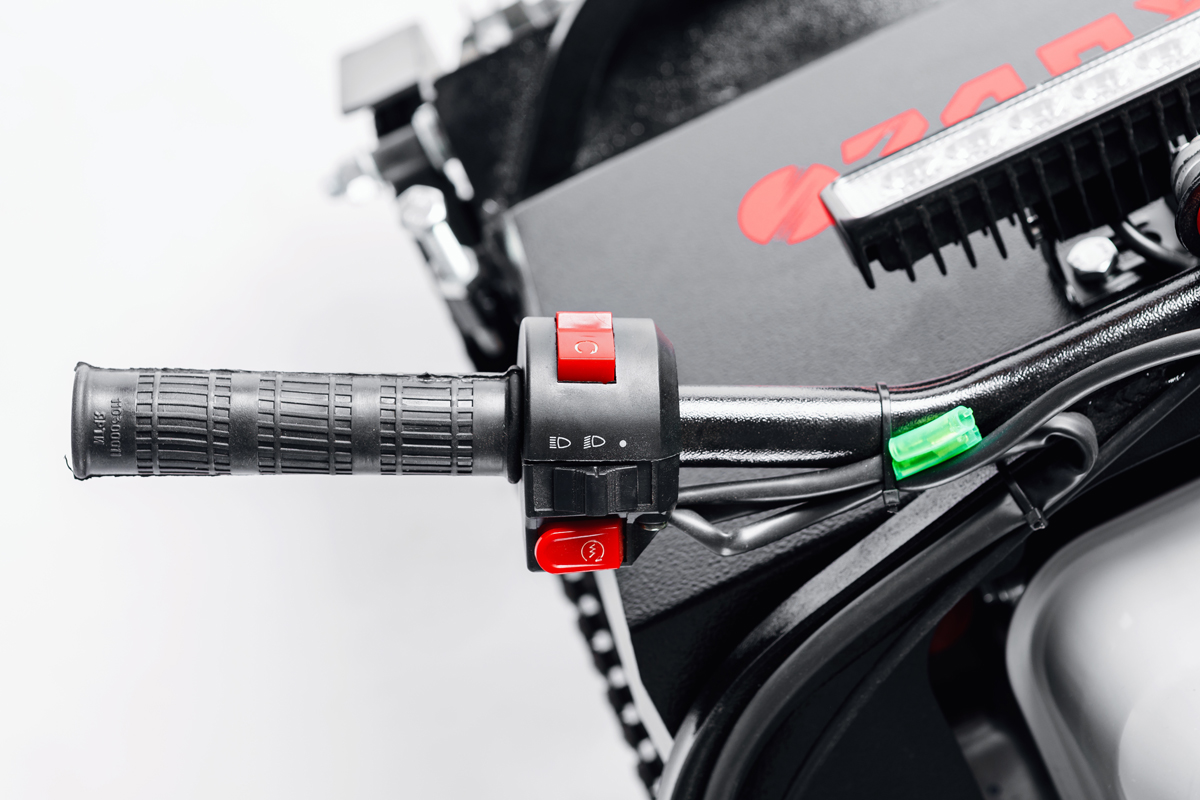 МОТОБУКСИРОВЩИК IKUDZO 1100/380 К7 в Иркутске