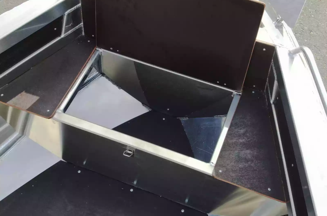 Алюминиевая лодка  Неман-480 Р в Иркутске