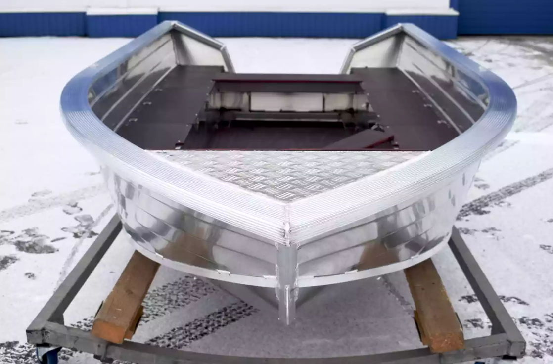 Алюминиевая лодка Неман-400 в Иркутске