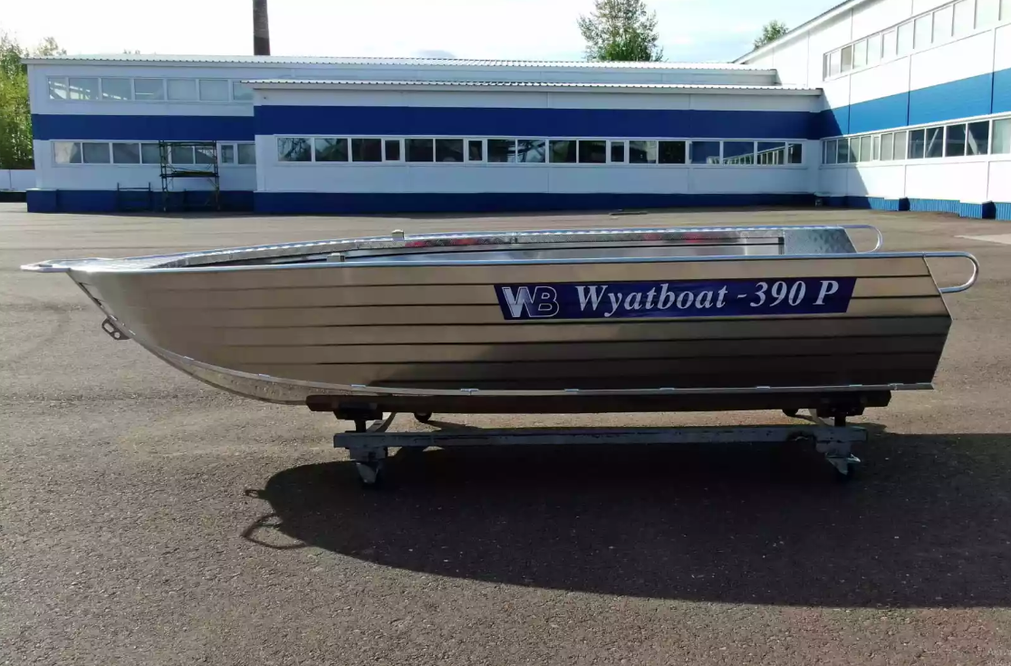Алюминиевая лодка Wyatboat-390РМ увеличенный борт в Иркутске