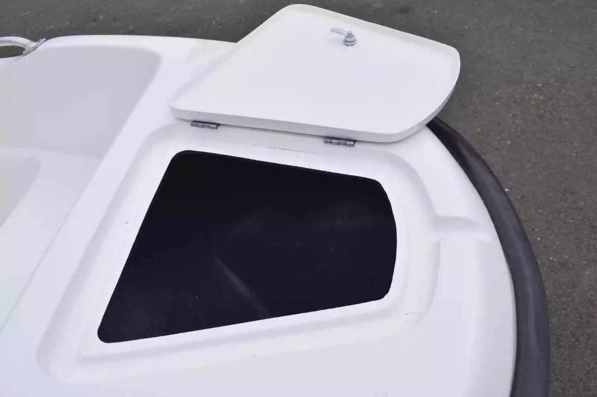 Стеклопластиковая лодка Пингвин New (тримаран) в Иркутске