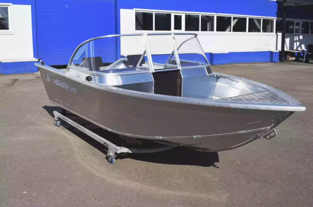 Алюминиевая лодка  Неман-400 DCM в Иркутске
