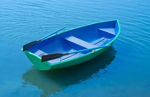 Стеклопластиковая лодка Дельфин в Иркутске