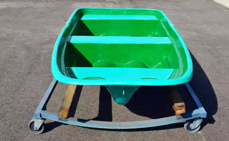 Стеклопластиковая лодка Старт (тримаран) в Иркутске