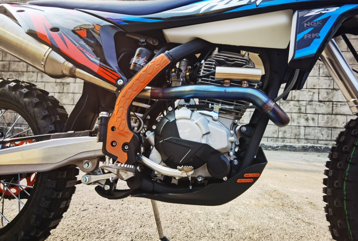 Мотоцикл JHLMOTO JHL Z3 CB250 (172FMM-3A) в Иркутске