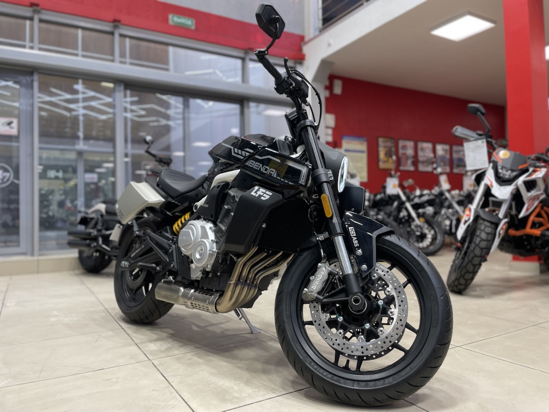 Мотоцикл Benda LFS 700 в Иркутске