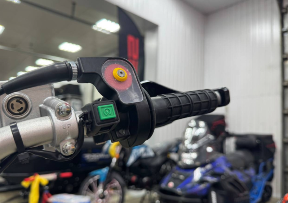 Мотоцикл (питбайк) PROMAX FIDET (ФАЙДЕТ) 190E PRO 17/14 в Иркутске