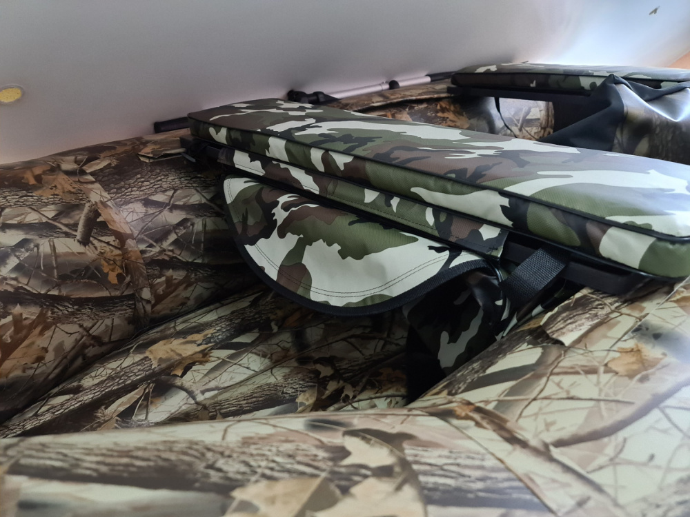 КОМПЛЕКТ МЯГКИХ НАКЛАДОК С СУМКОЙ ДЛЯ ЛОДОК 80Х20 КАМУФЛЯЖ в Иркутске