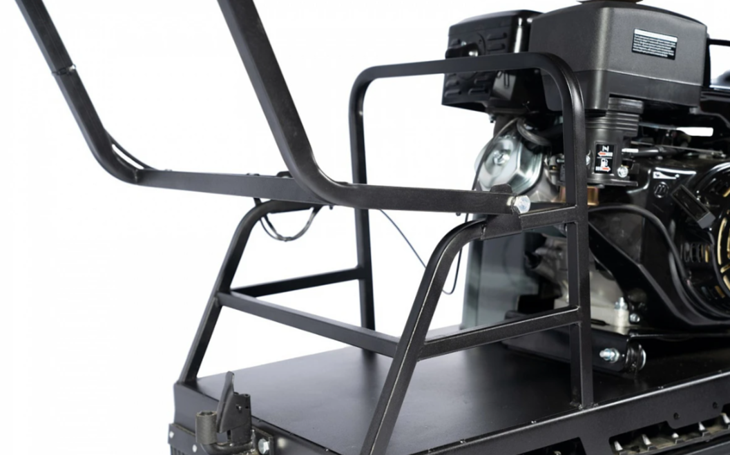 Мотобуксировщик БУРЛАК-M2 LFK 20 л.с. Промысловик в Иркутске