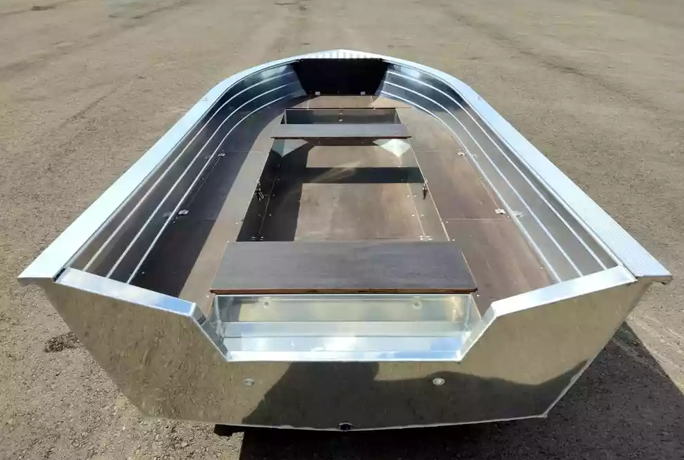 Алюминиевая лодка Неман-400 в Иркутске