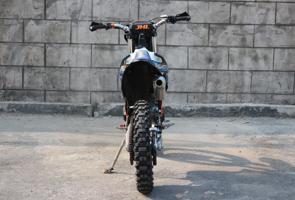 Мотоцикл JHLMOTO JHL Z3 CB250 (172FMM-3A) в Иркутске