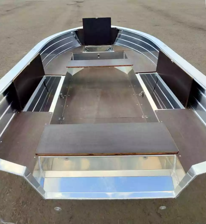 Алюминиевая лодка Неман-400 в Иркутске