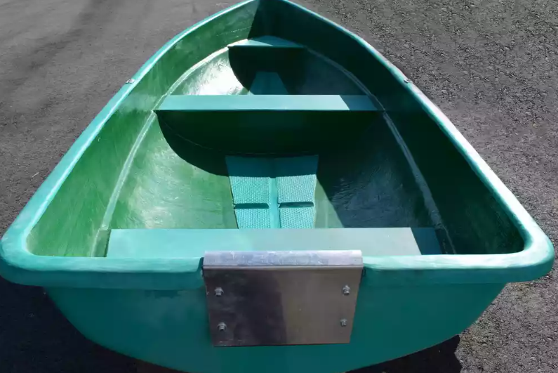 Стеклопластиковая Лодка Голавль в Иркутске