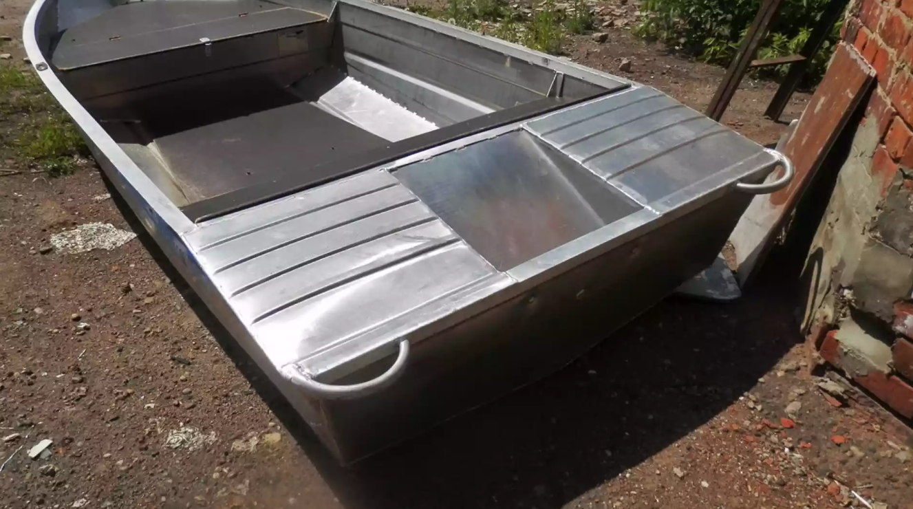 Алюминиевая лодка Вятка-Профи Вариант в Иркутске