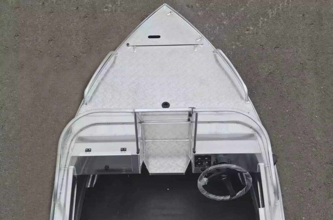 Алюминиевая лодка  Neman-400 PRO в Иркутске