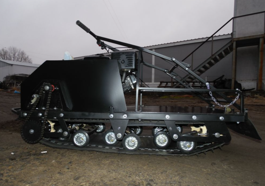 Мотобуксировщик AhtaR Зима 15 л/с с вариатором в Иркутске