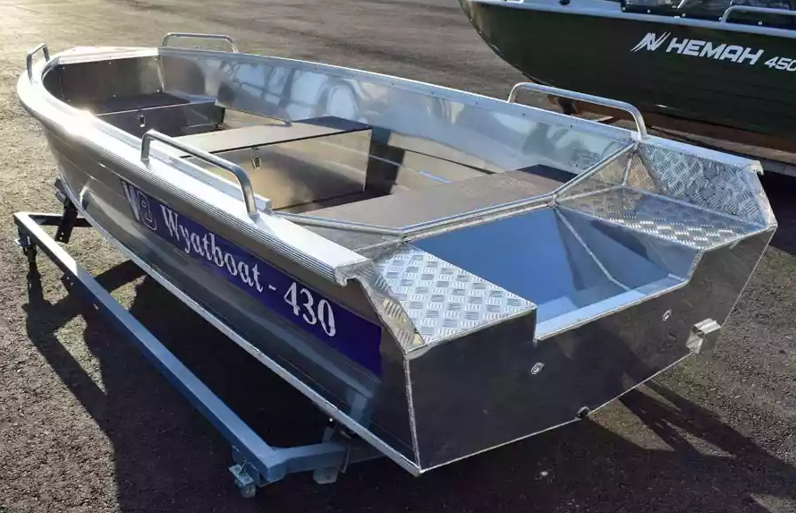 Алюминиевая лодка  Wyatboat-430 Р в Иркутске