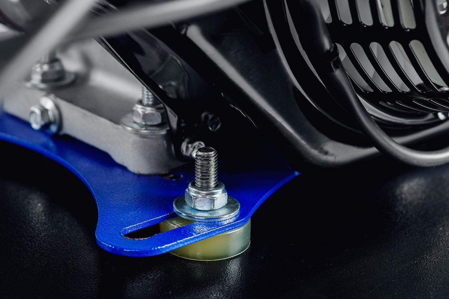 МОТОБУКСИРОВЩИК IKUDZO LONG 2.0 1700/500 EKR19 в Иркутске