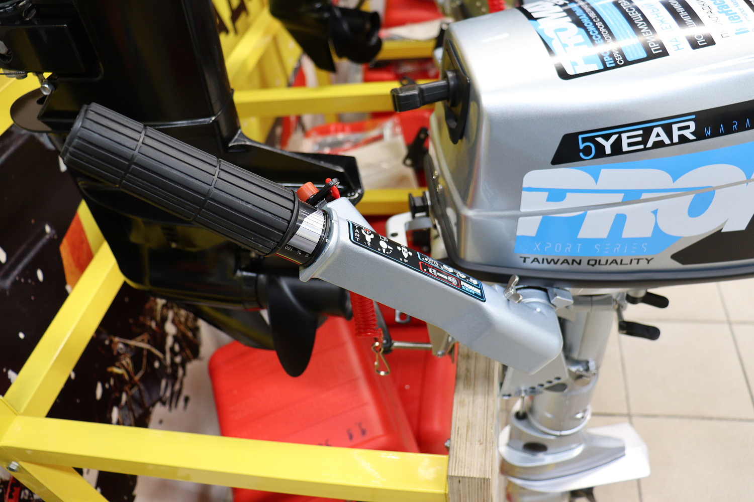 Лодочный мотор PROMAX SP5FHS (внешний бак 12 л) в Иркутске