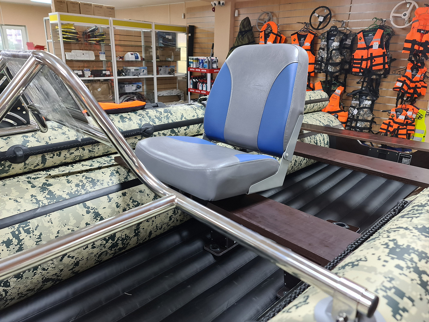 КРЕСЛО МЯГКОЕ РАСКЛАДНОЕ С ПОВОРОТНЫМ МЕХАНИЗМОМ ДЛЯ ЛОДОК в Иркутске