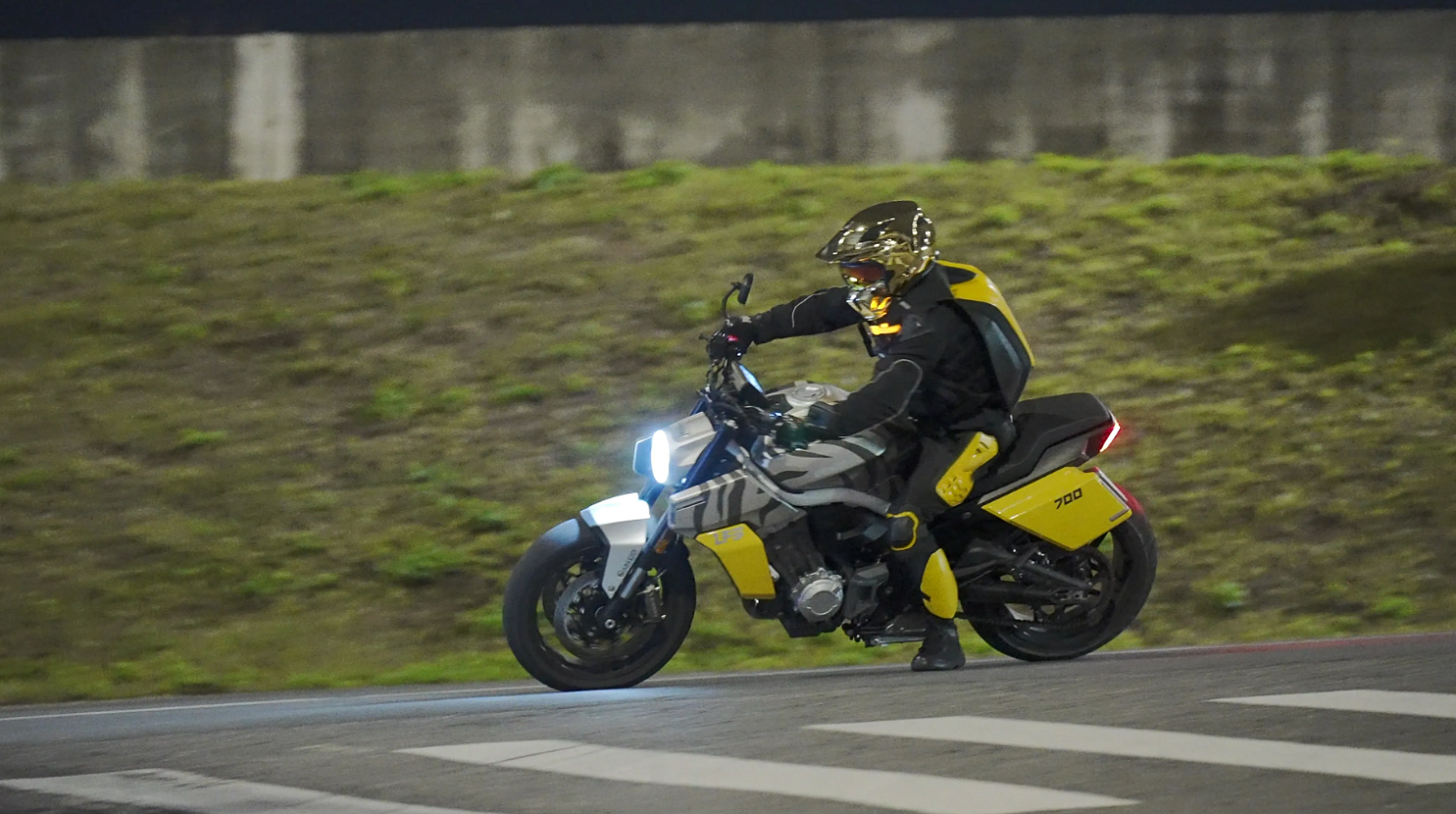 Мотоцикл Benda LFS 700 в Иркутске